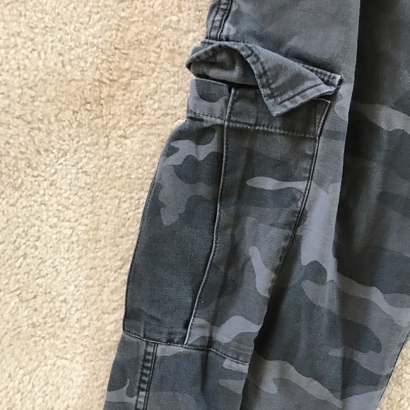 TNA Aritzia grey army pants - Picture 2 of 6